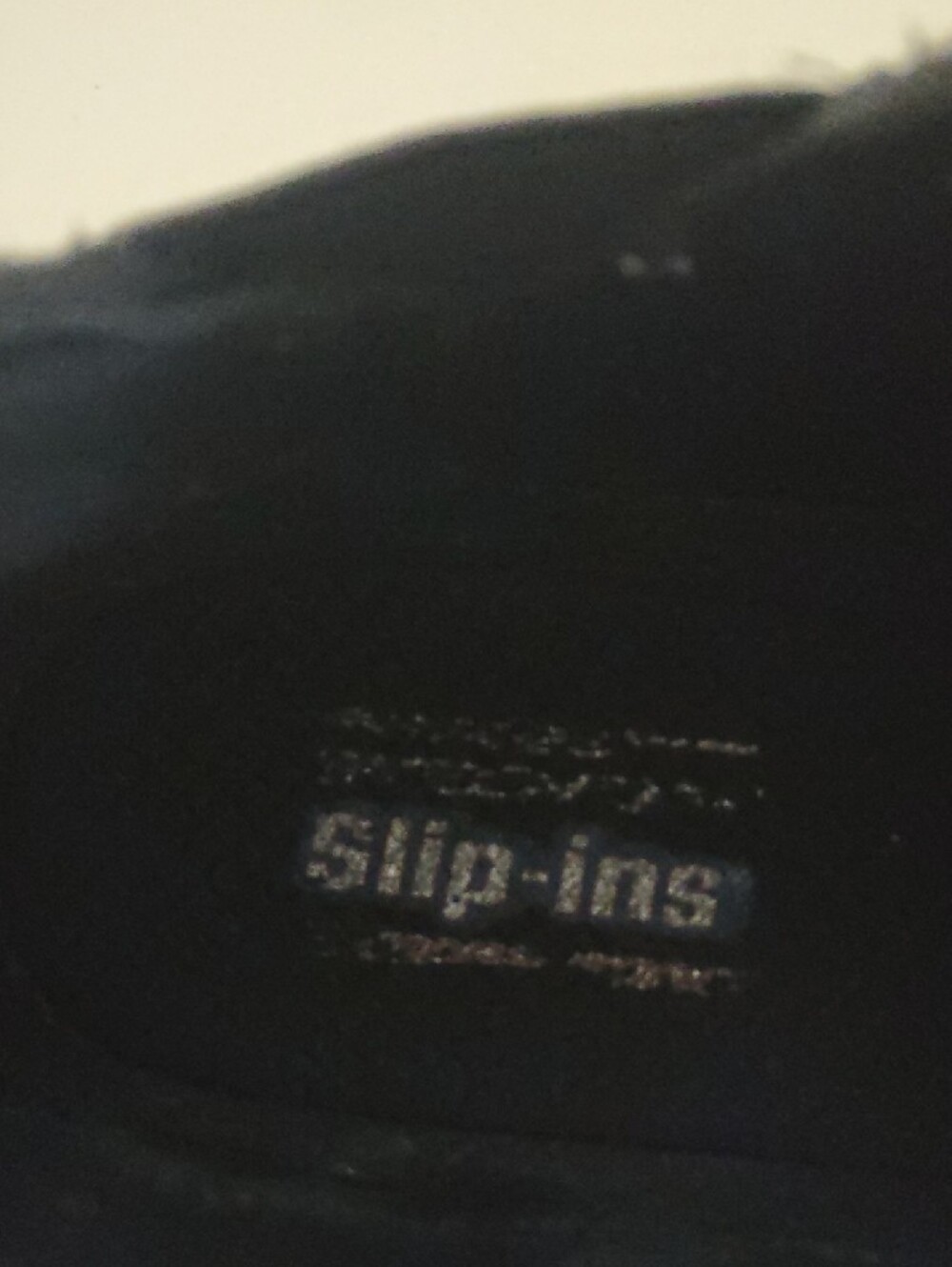 Skechers Women's Black Knit Slip-in Sneakers with White Sole  Size 10 Like New - Picture 5 of 6